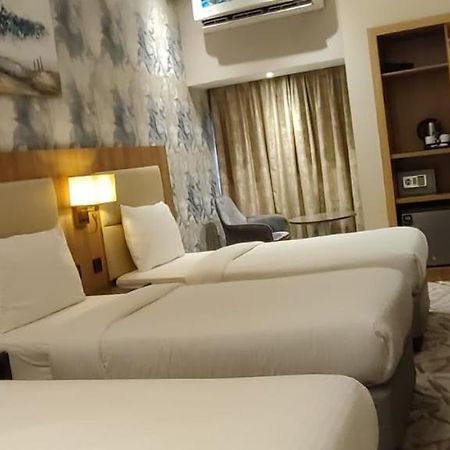 Sky Park Hotel Dubai Exterior foto