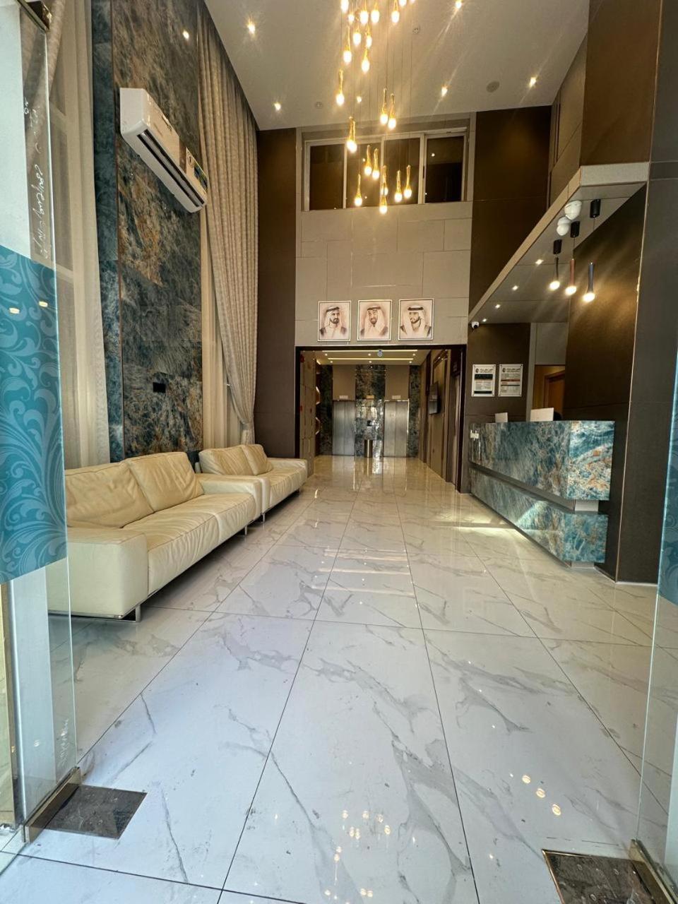 Sky Park Hotel Dubai Exterior foto